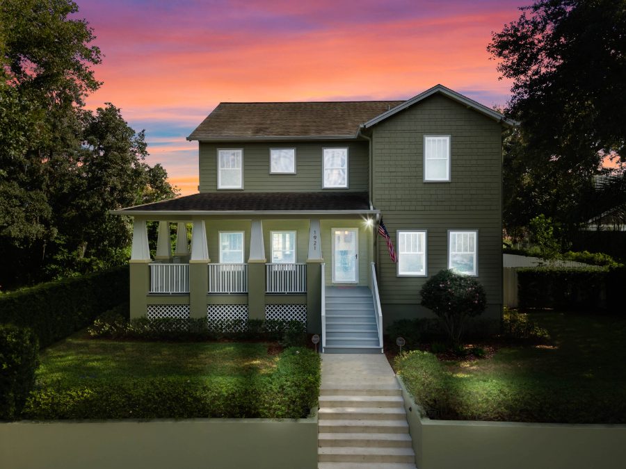 1921 Hamilton Lane at dusk